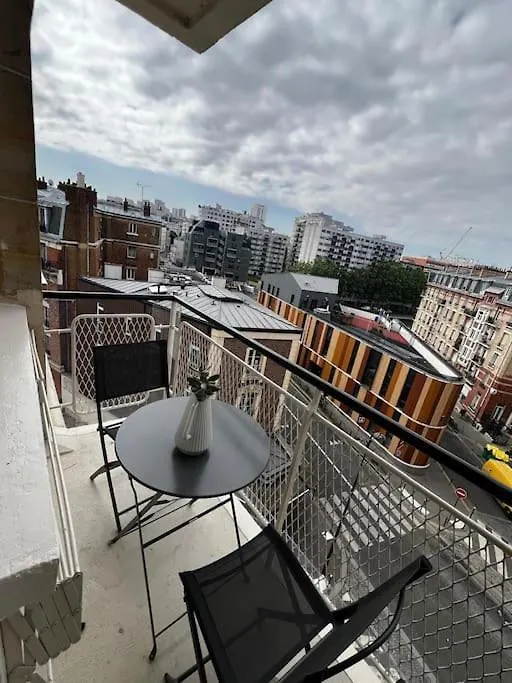 Apartment Paris - Appartement Confortable Proche Canal Ourcq